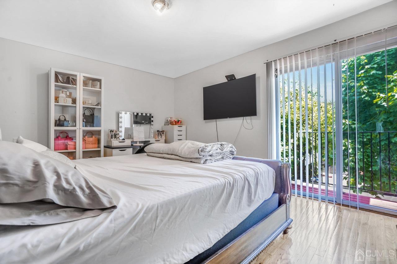 125 Elizabeth Avenue