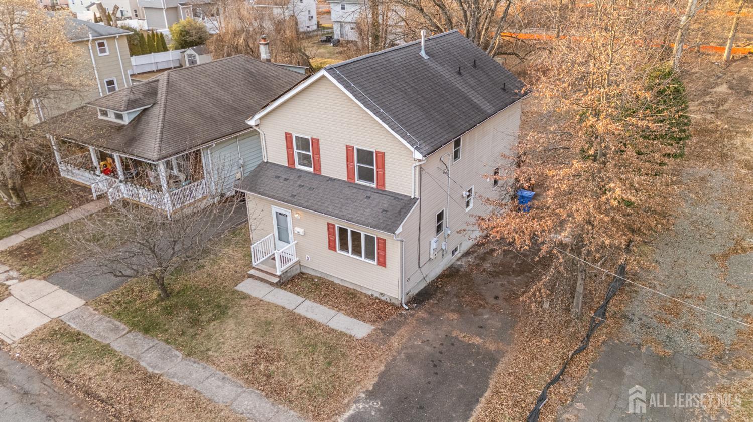 945 Lincoln Boulevard