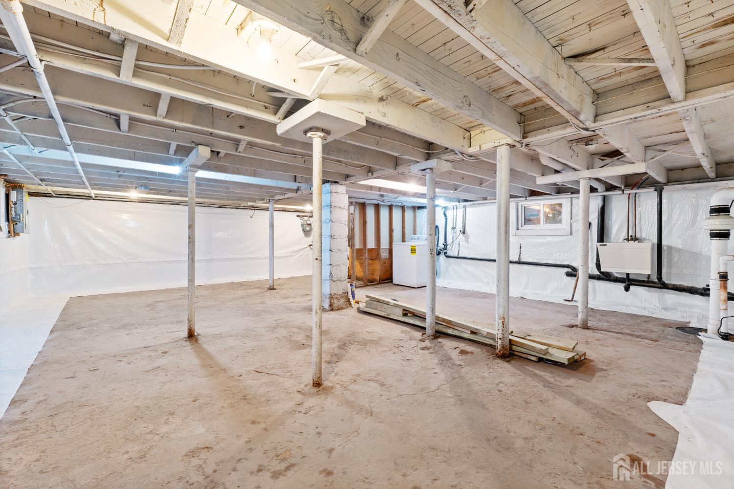 945 Lincoln Boulevard