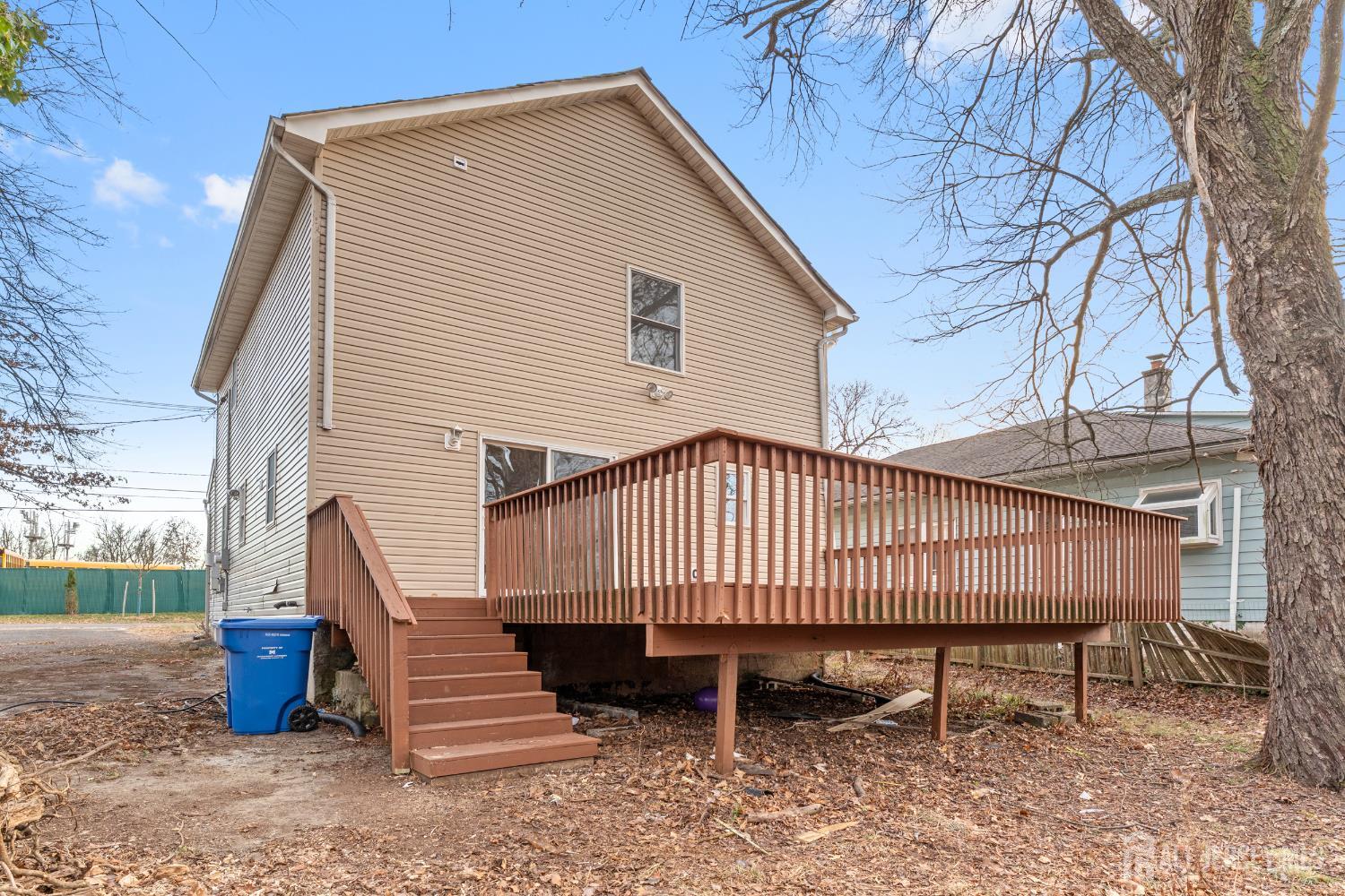 945 Lincoln Boulevard