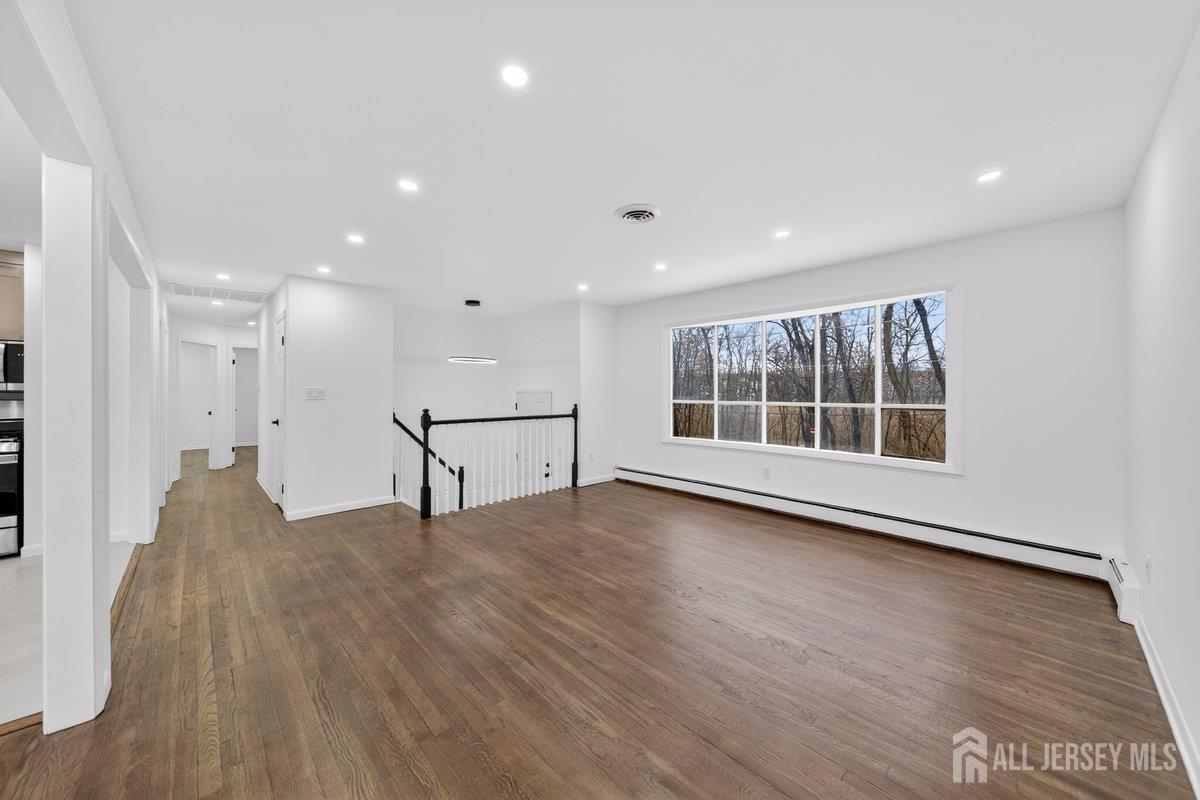 1087 Blandford Avenue