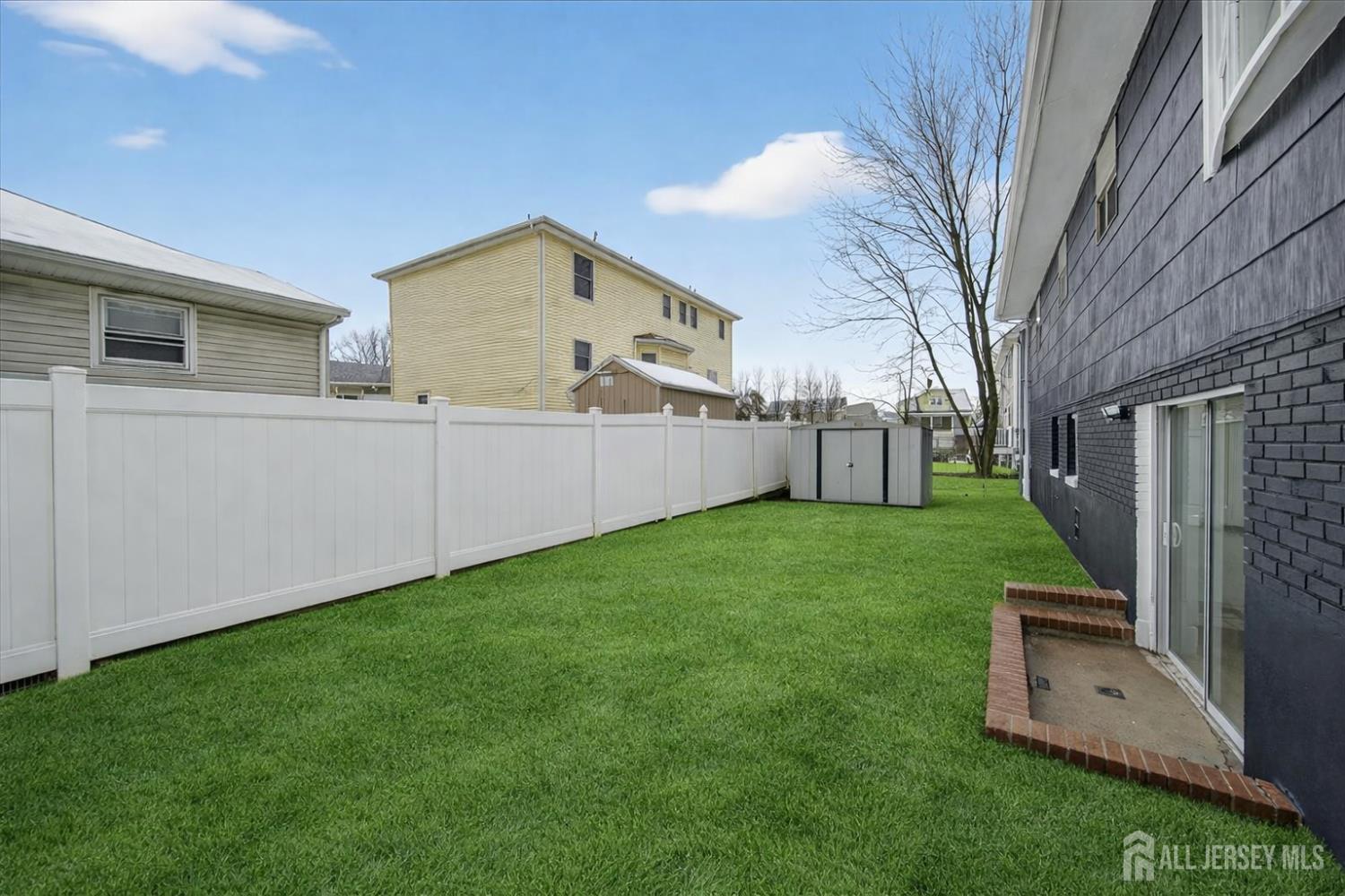 1087 Blandford Avenue