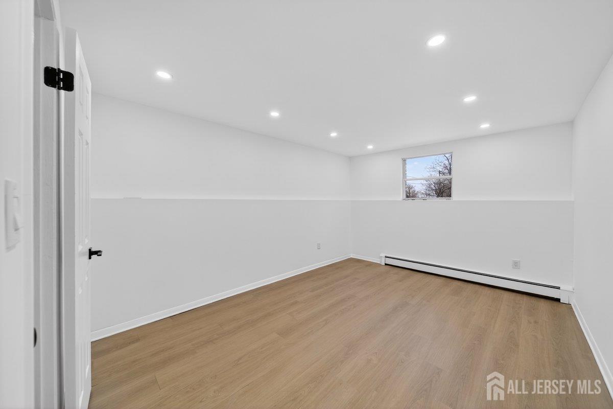 1087 Blandford Avenue