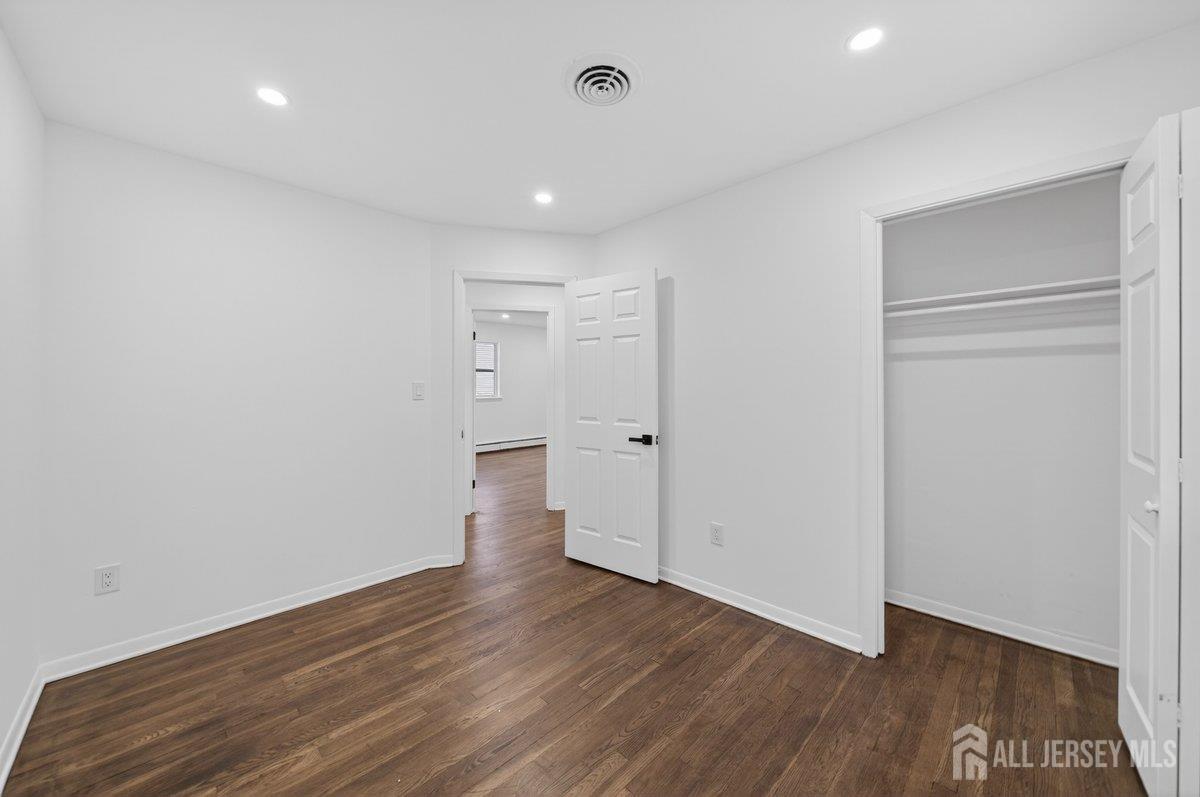 1087 Blandford Avenue