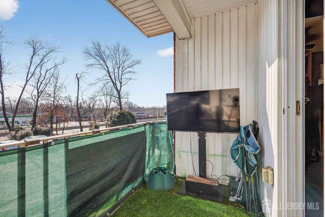 1300 Rock Avenue # F3