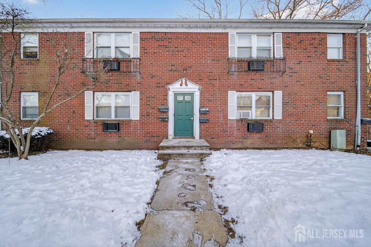 289 Main Street # 11N