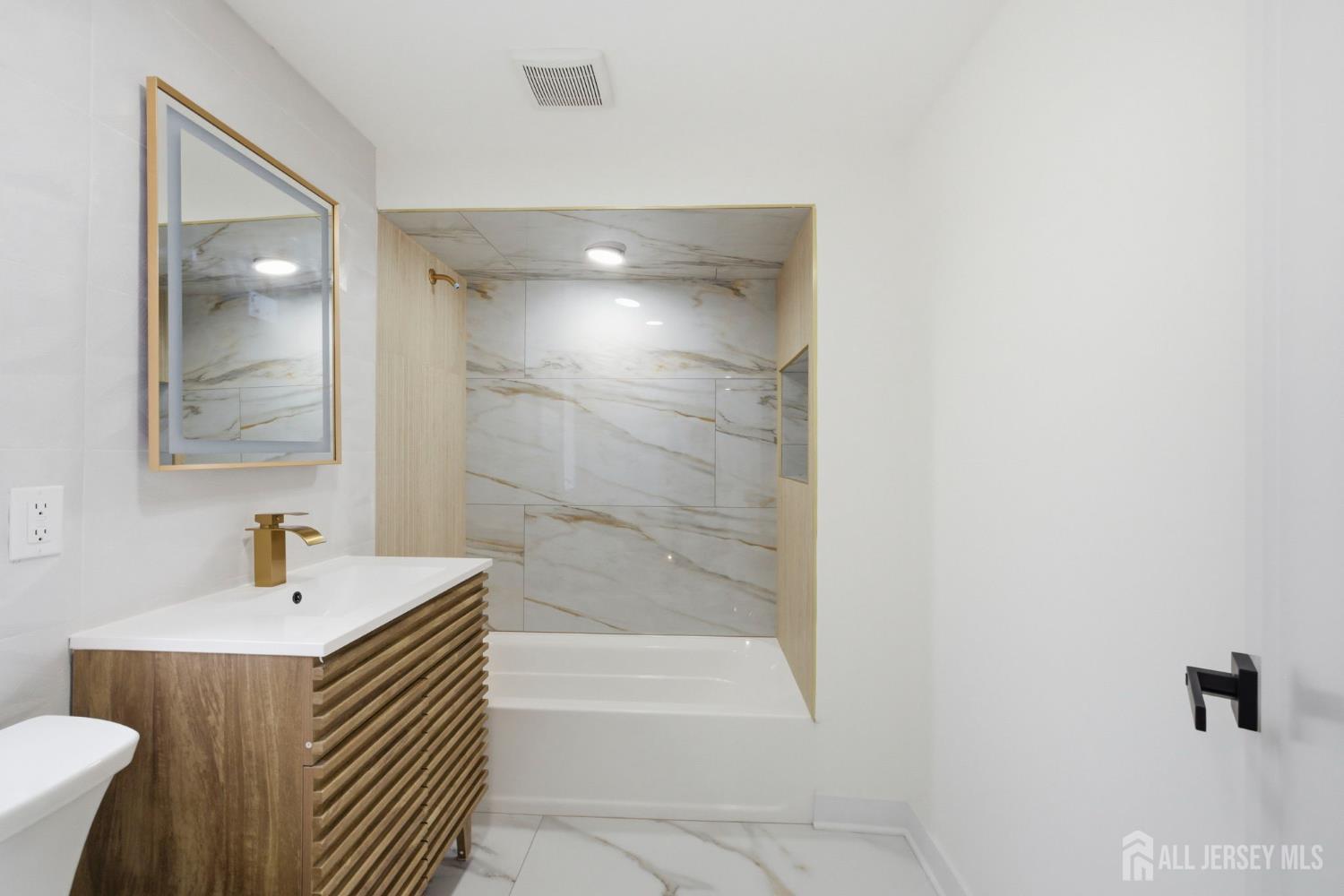 68 Port Reading Avenue