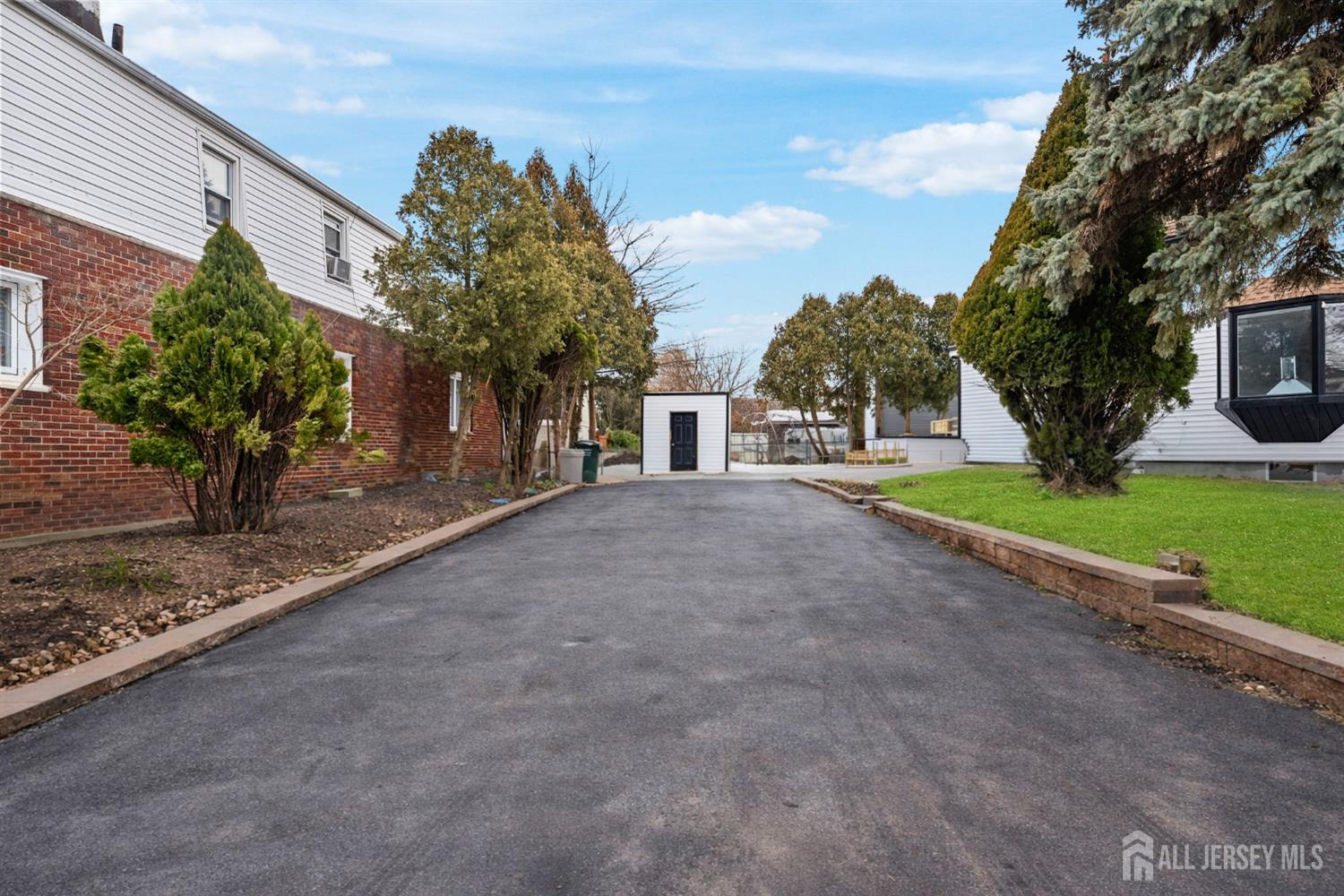 68 Port Reading Avenue