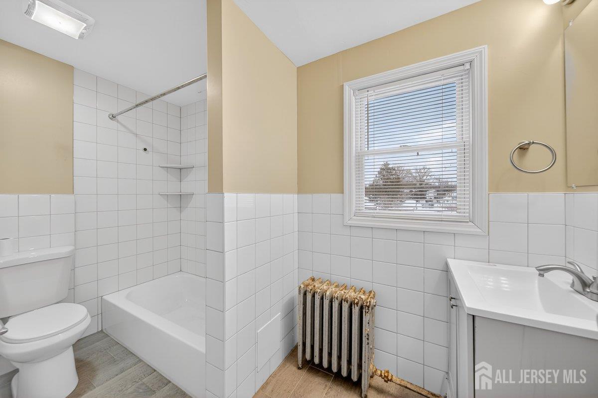 1167 Green Street # B