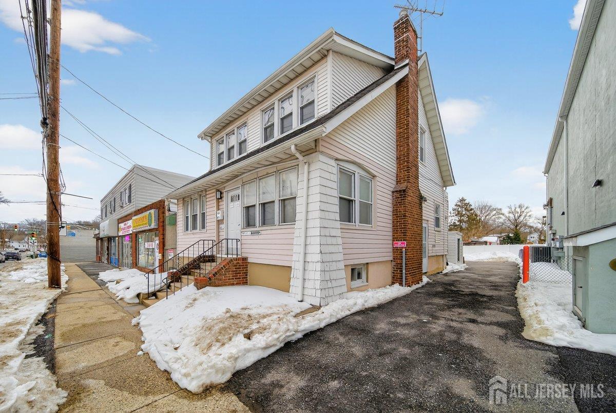 1167 Green Street # B