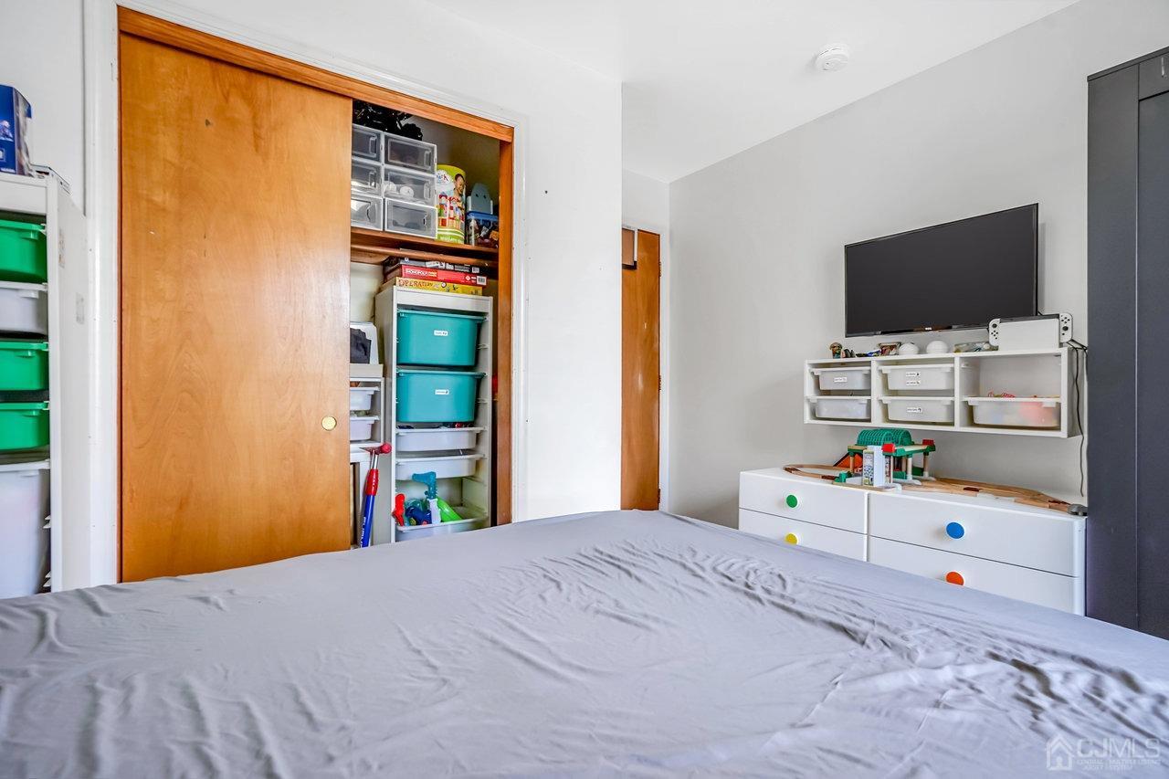 125 Elizabeth Avenue