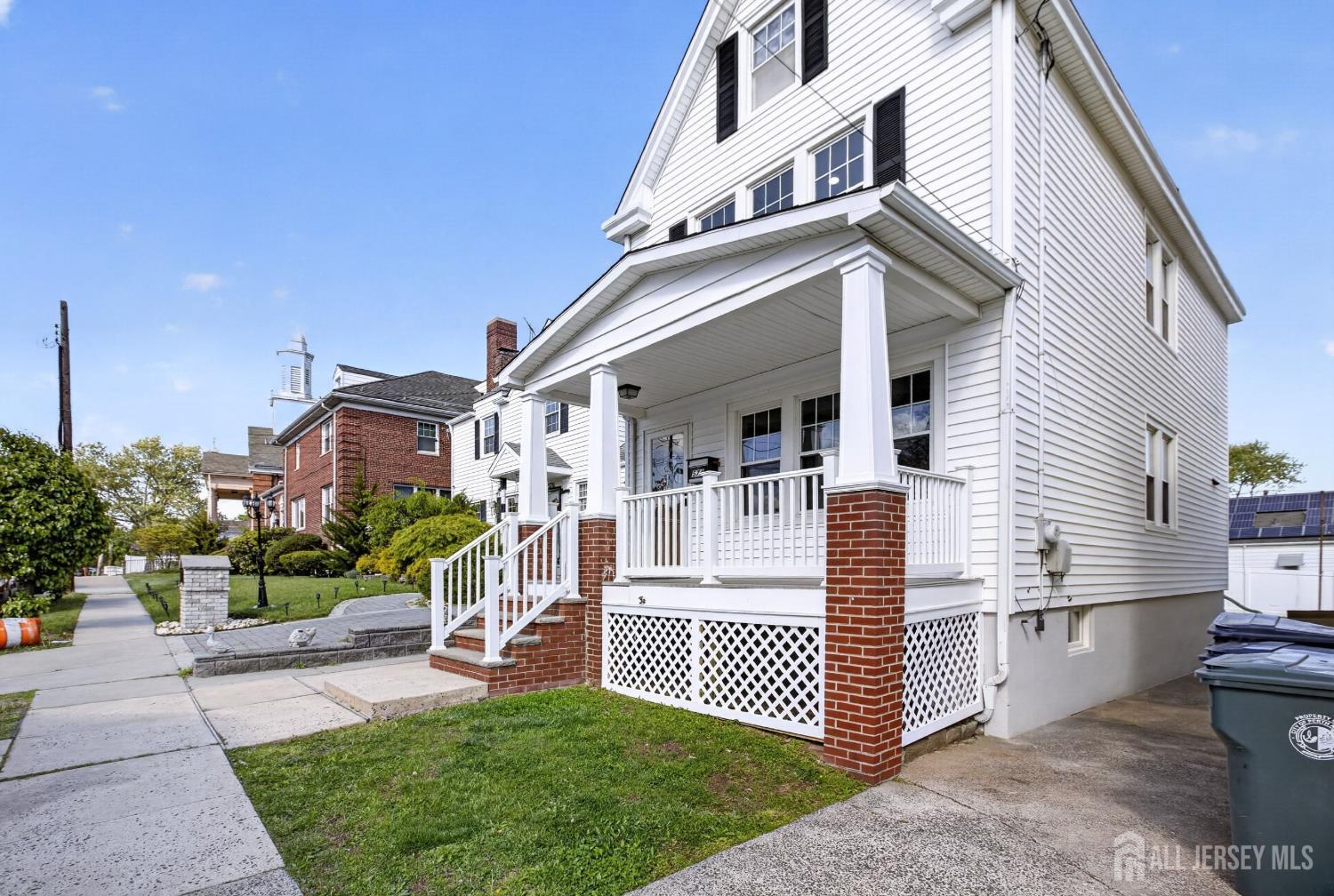 574 Hazel Avenue