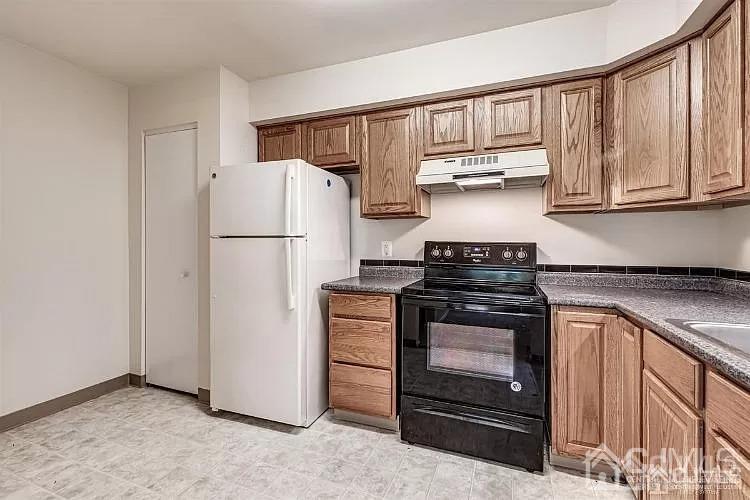 1307 Sayre Drive