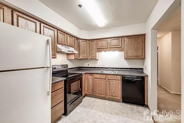 1307 Sayre Drive