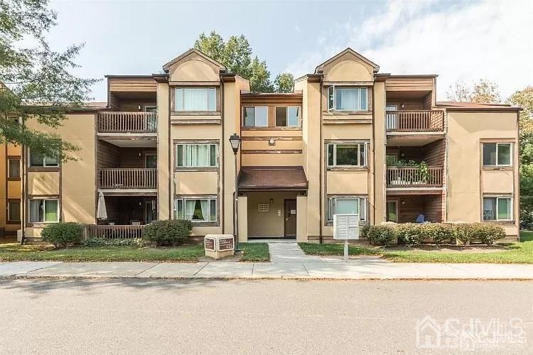 1307 Sayre Drive