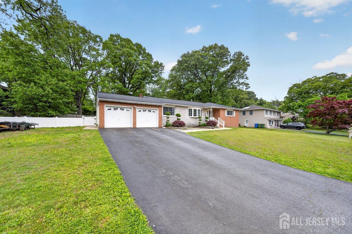 16 Dusko Drive