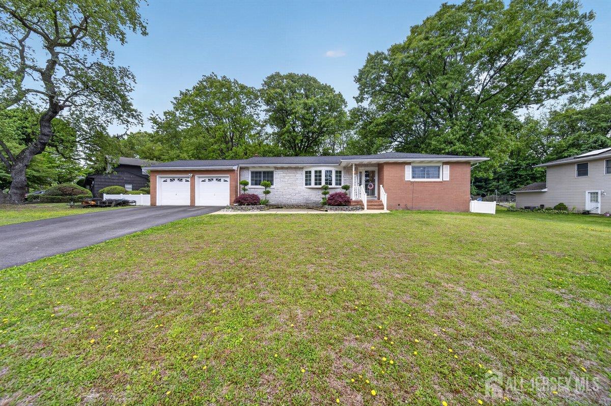 16 Dusko Drive