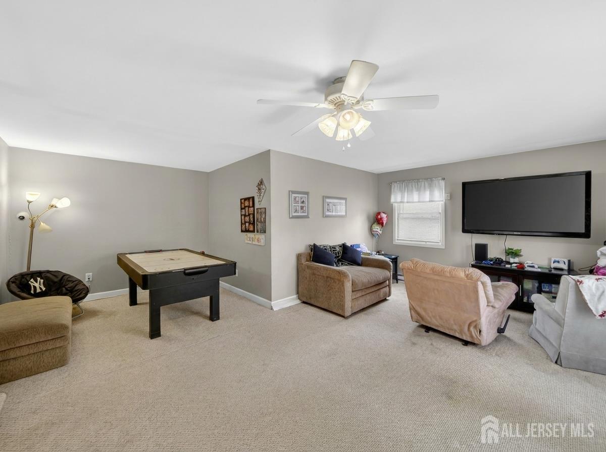 16 Dusko Drive