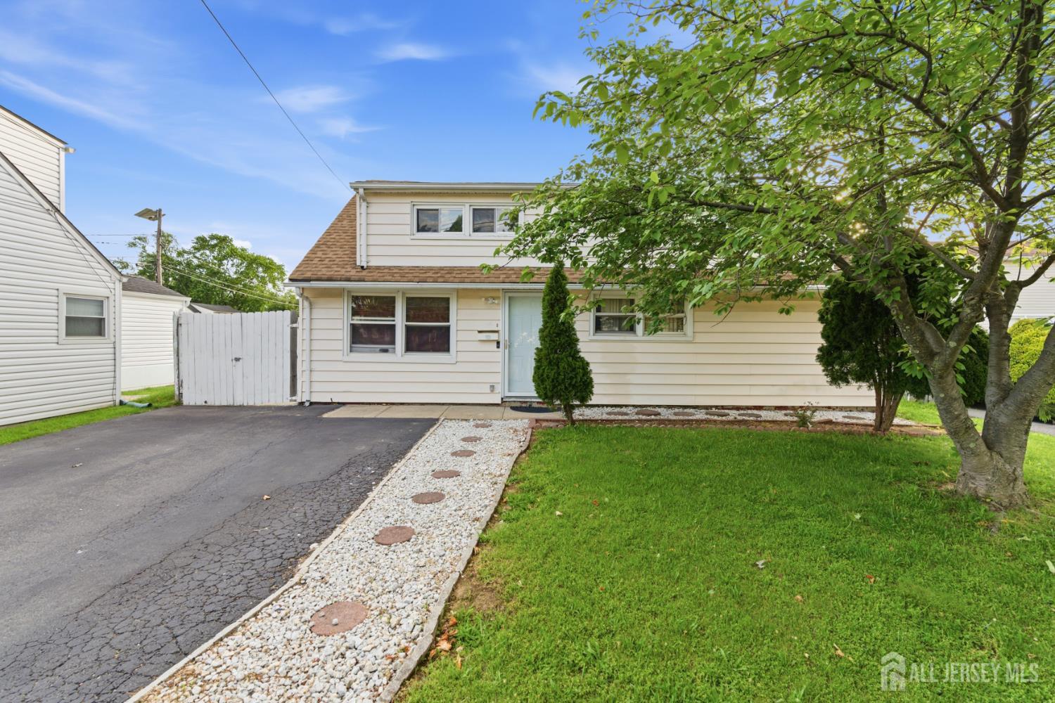 35 Coolidge Avenue