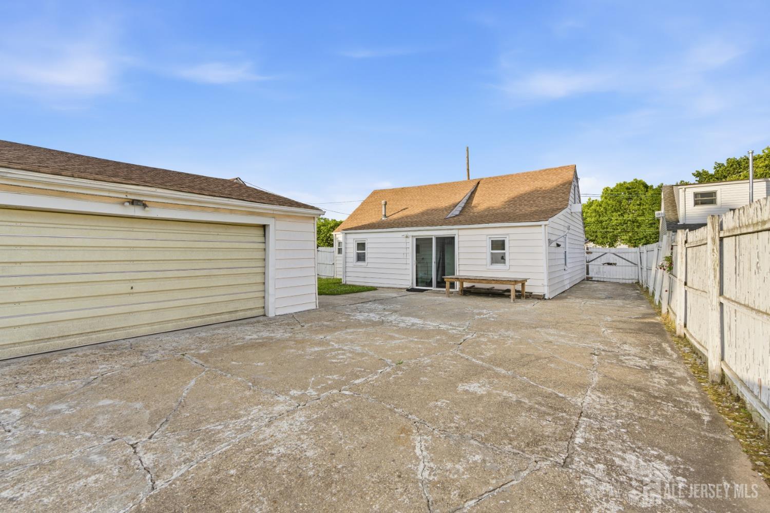 35 Coolidge Avenue