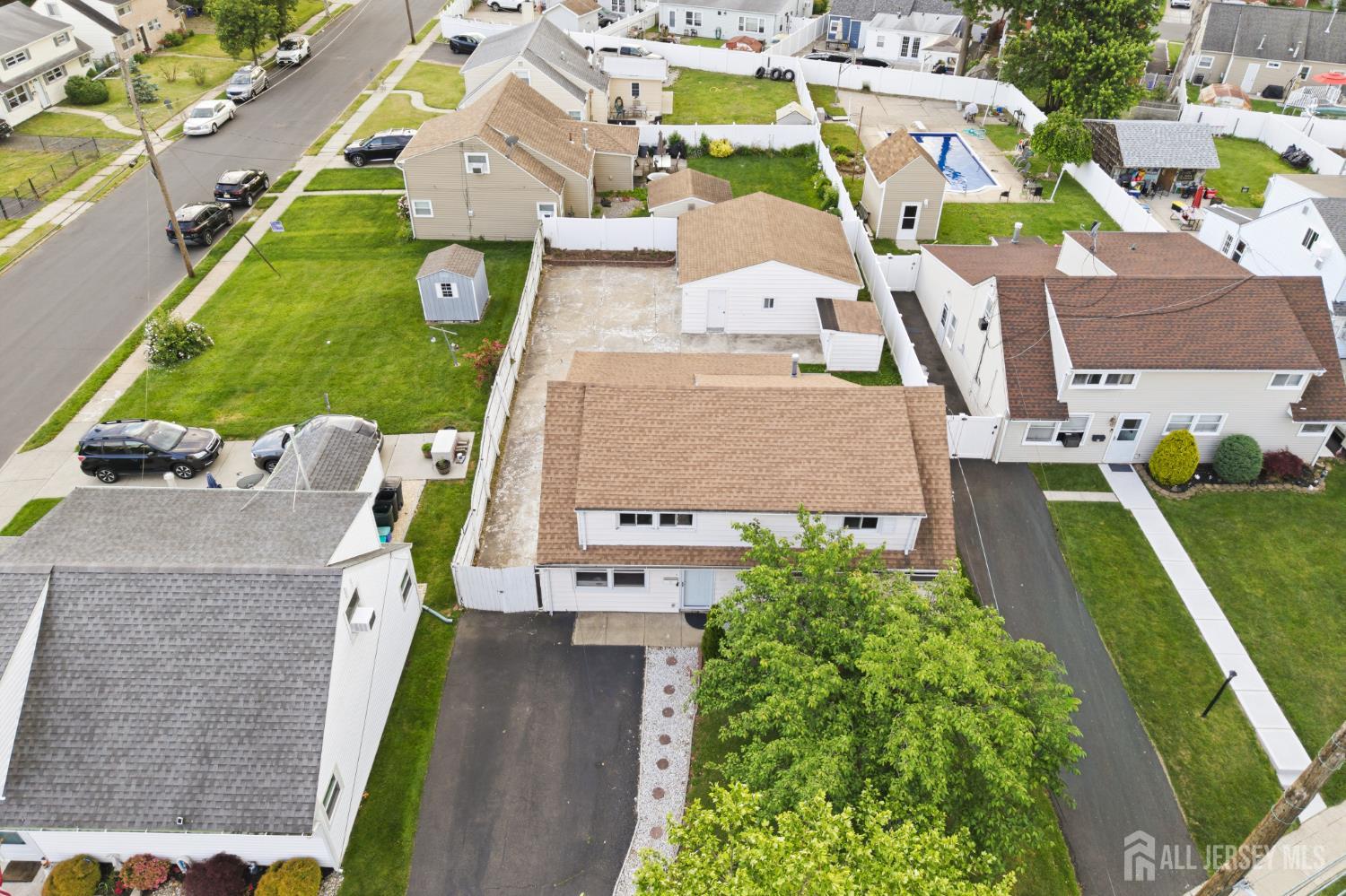 35 Coolidge Avenue