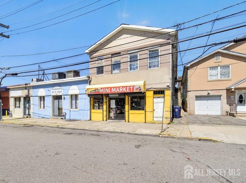 367 Division Street