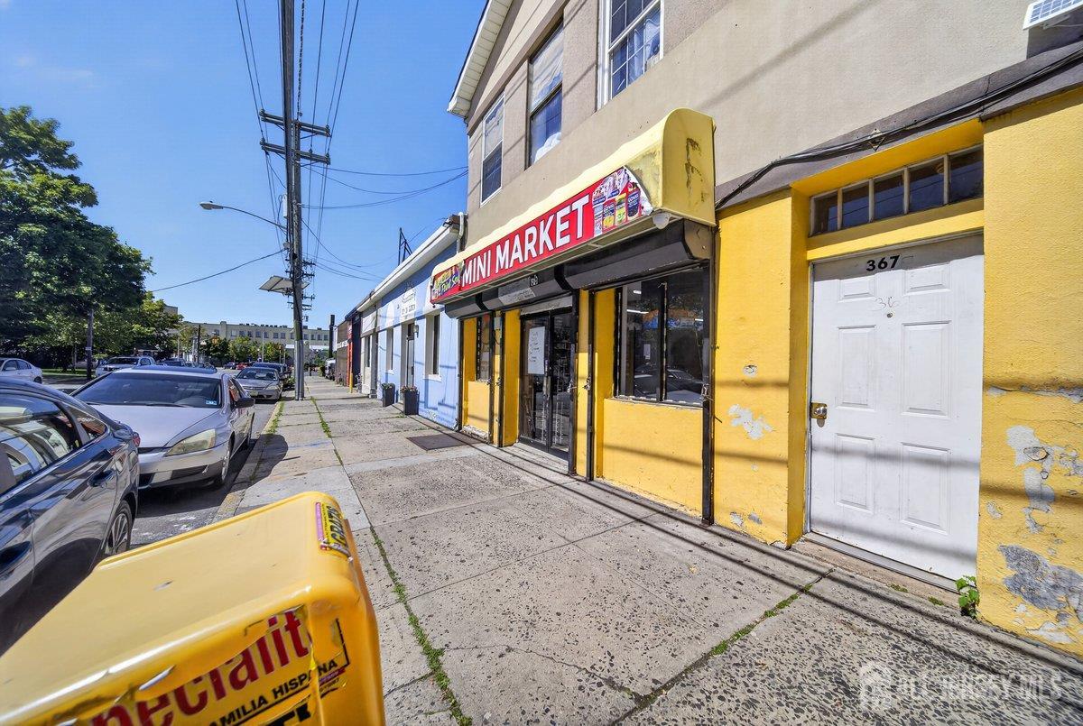 367 Division Street