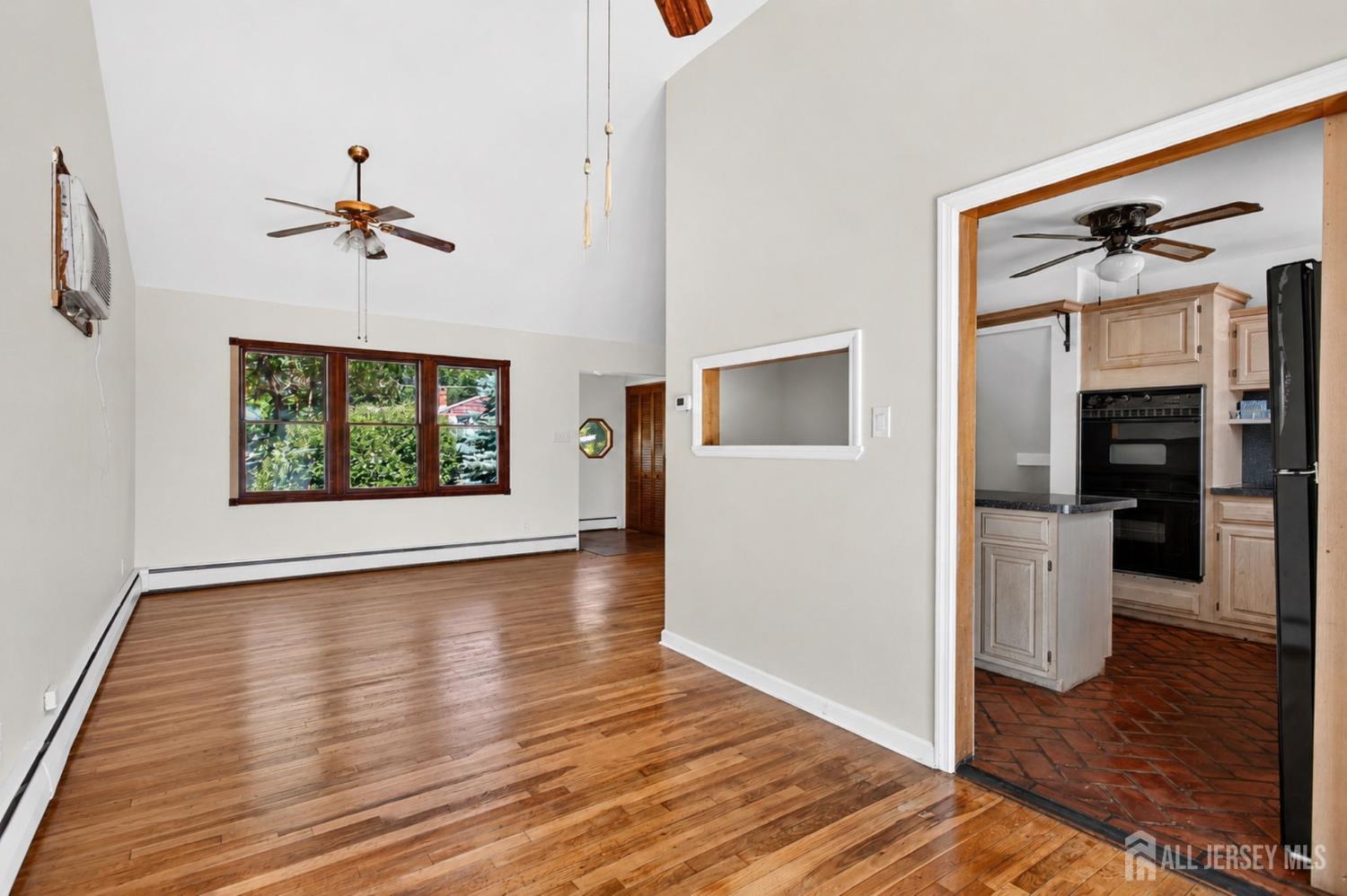 52 Jackson Avenue