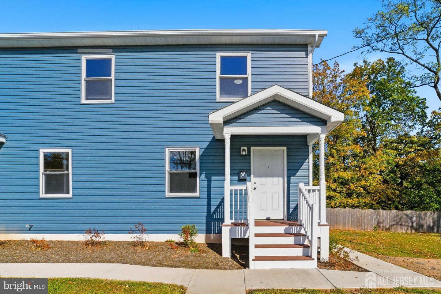 245 William Street # C