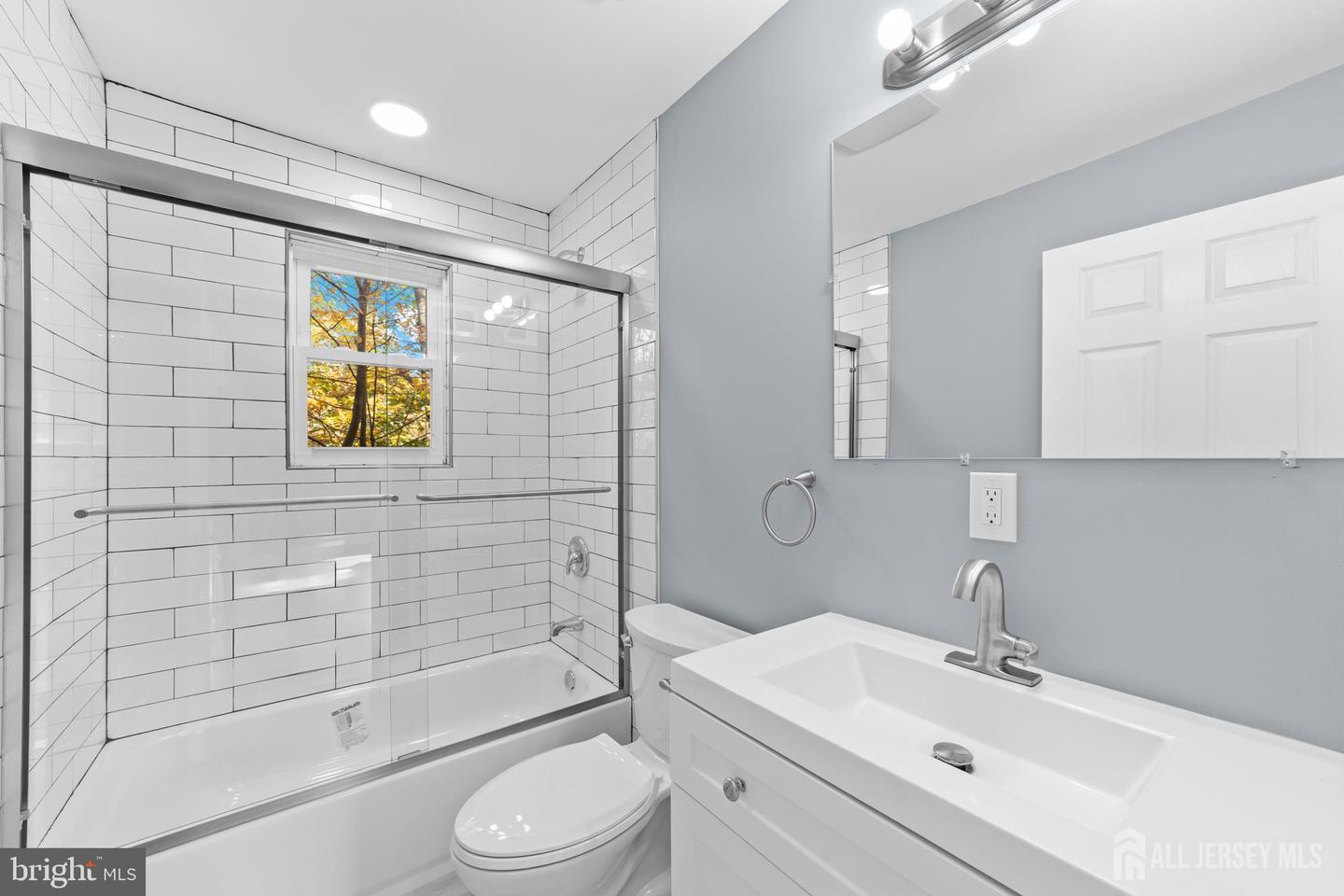 245 William Street # C