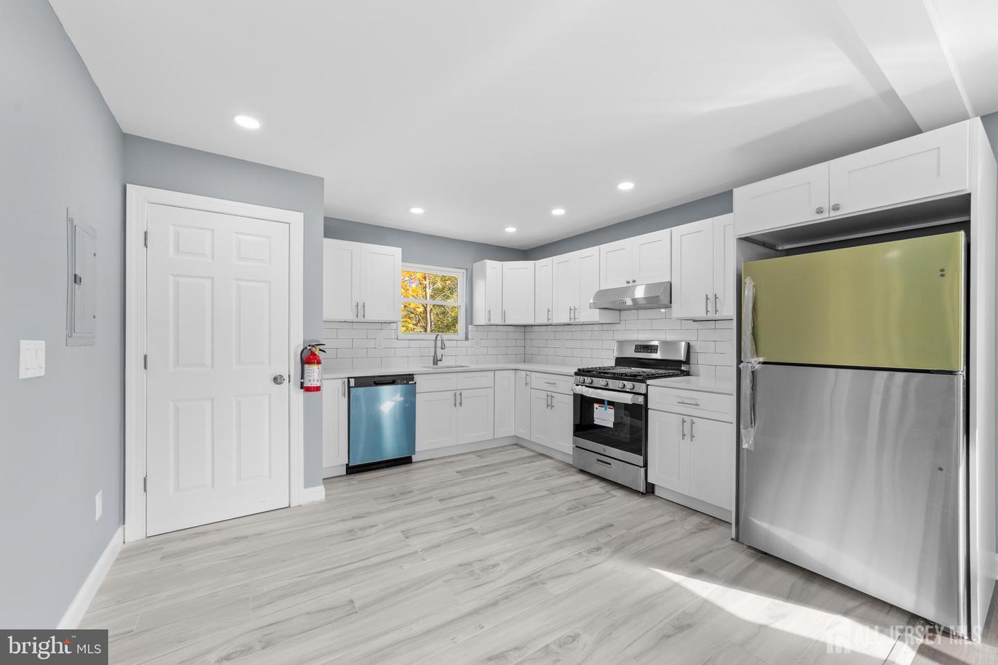 245 William Street # C