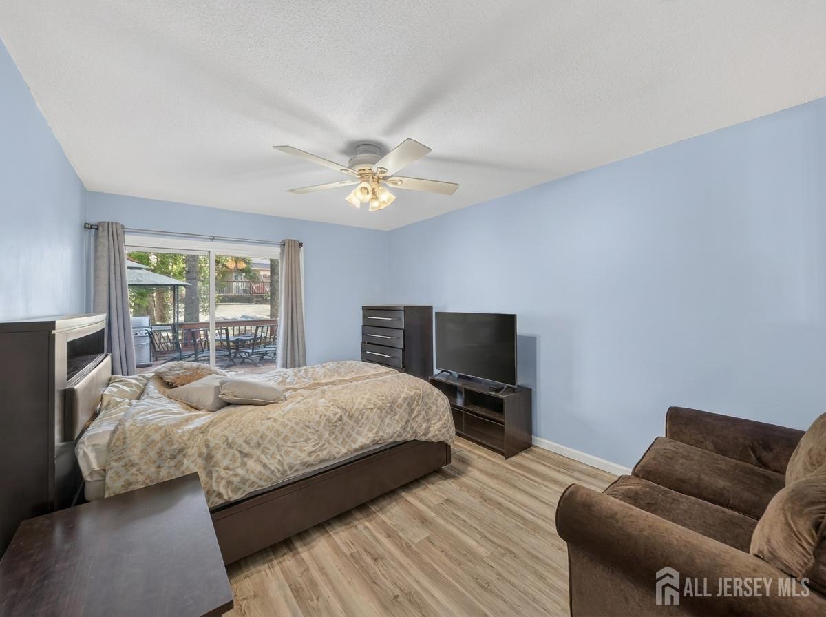 320 Knight Court