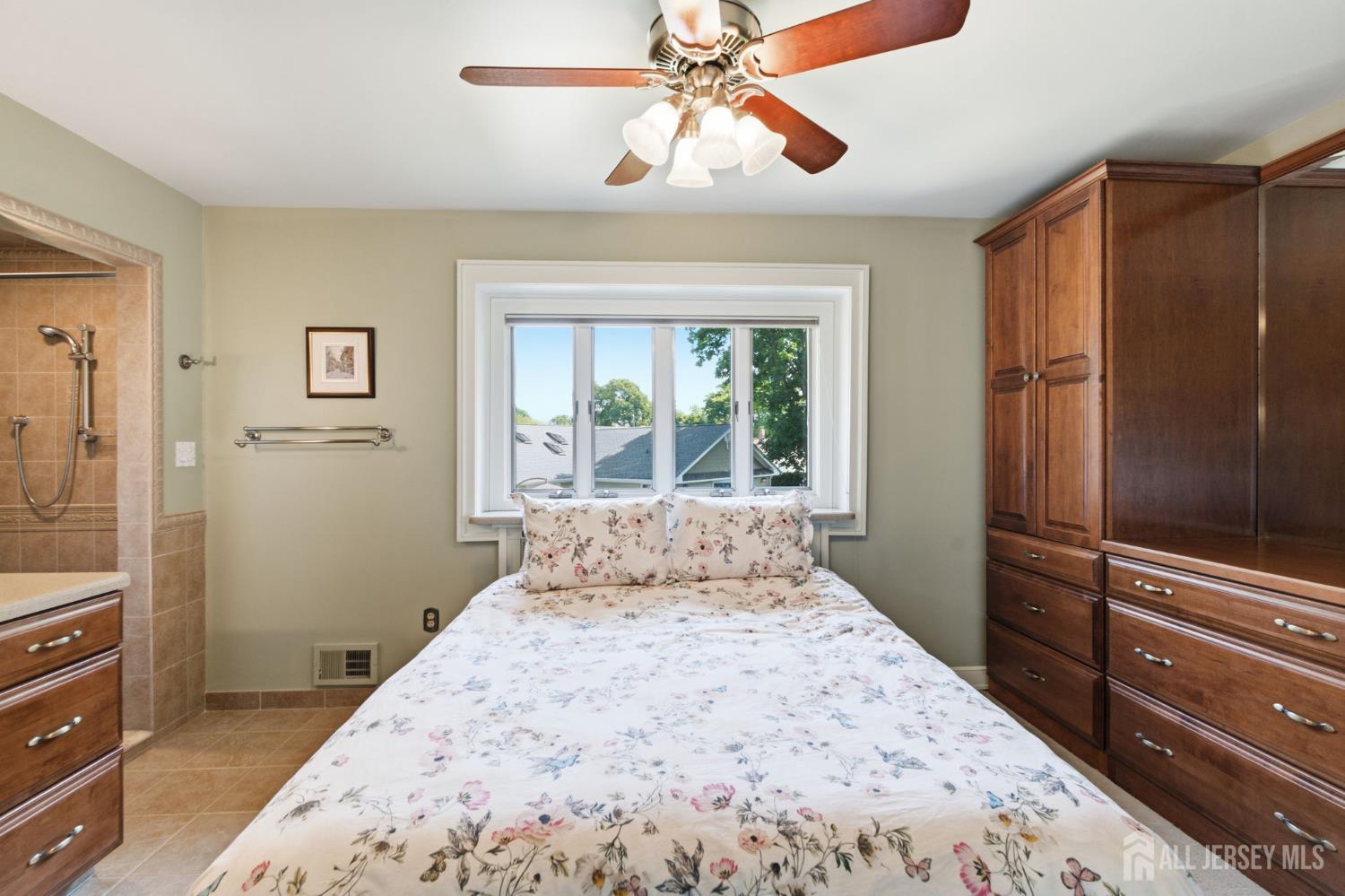 1453 Tooz Place