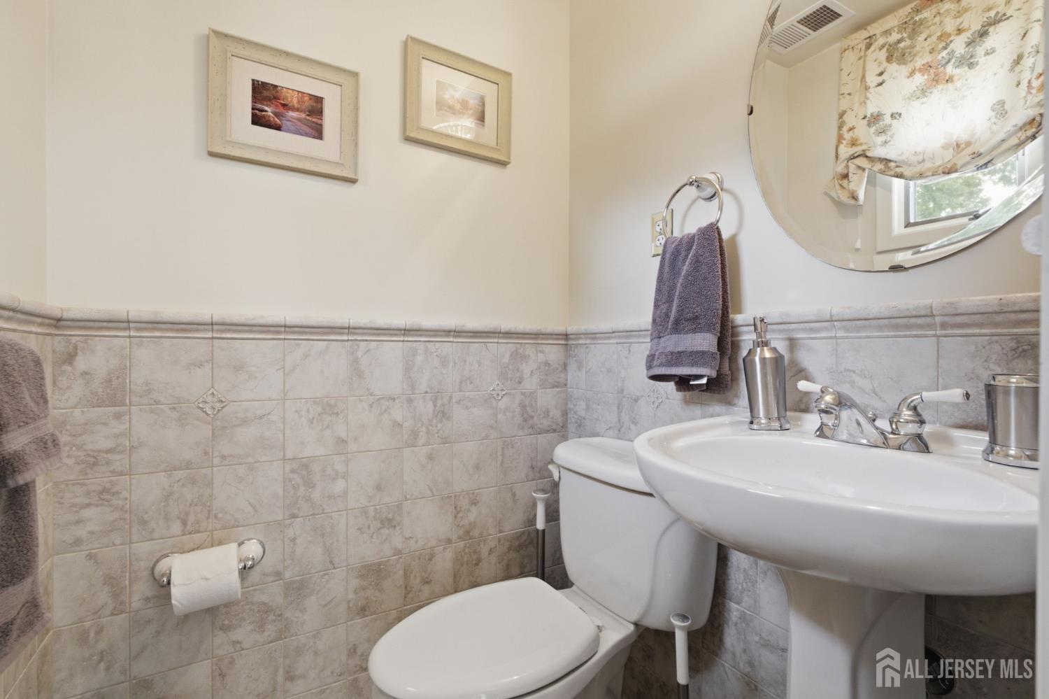1453 Tooz Place