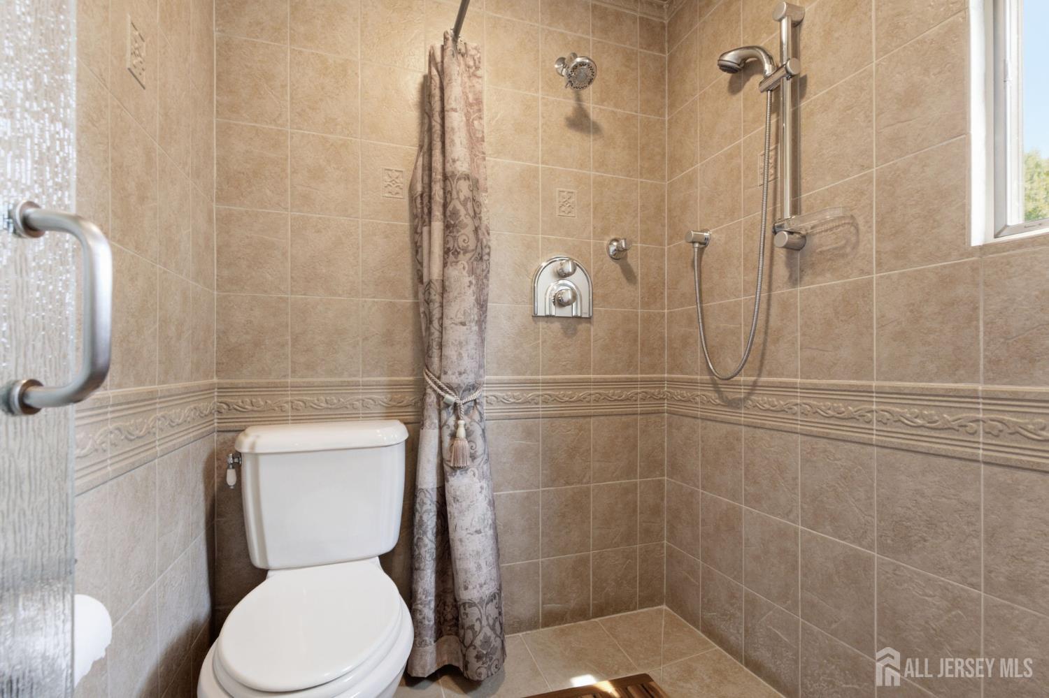 1453 Tooz Place