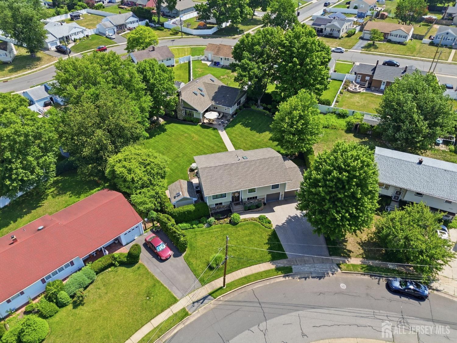 1453 Tooz Place