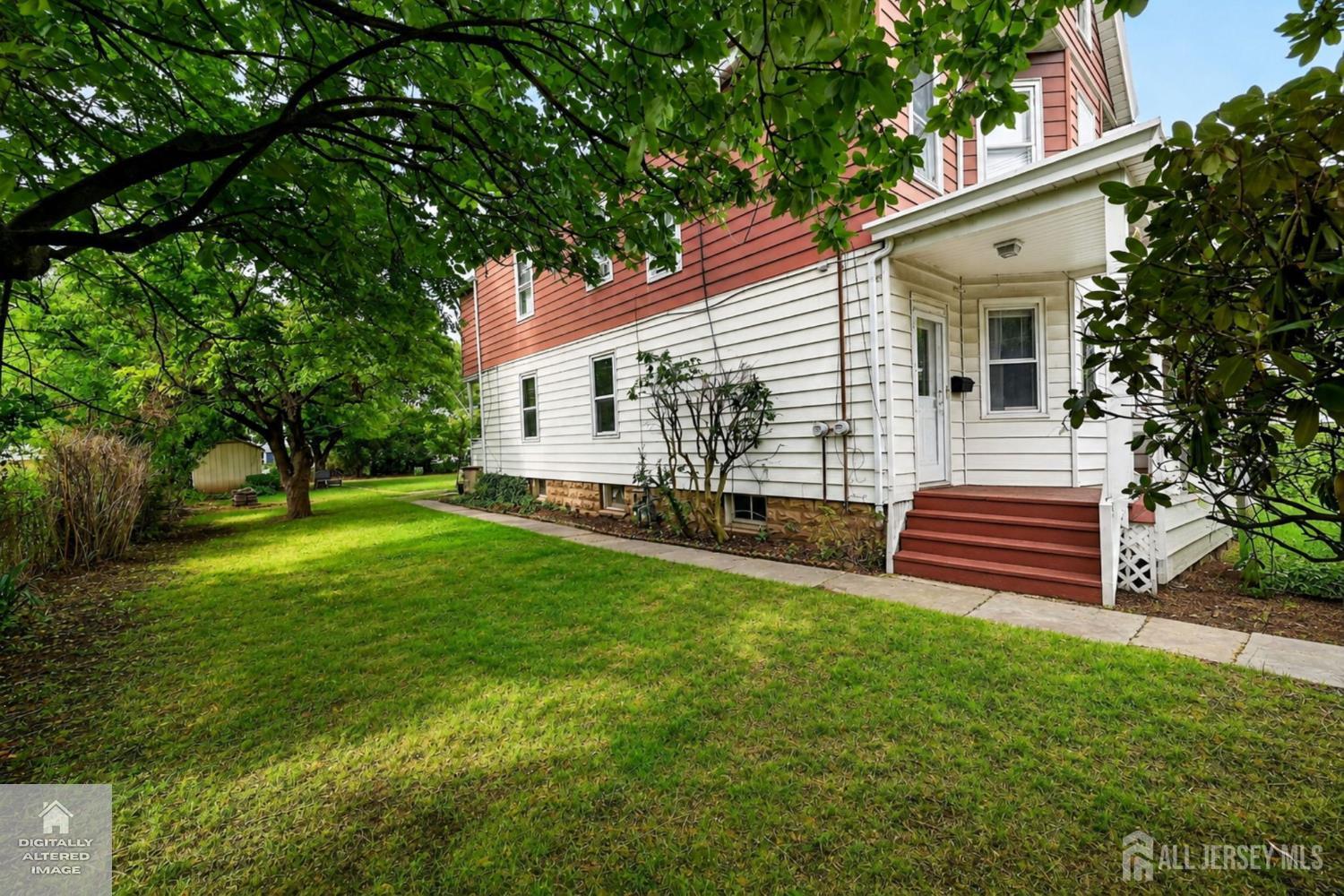 96 Woodbridge Avenue