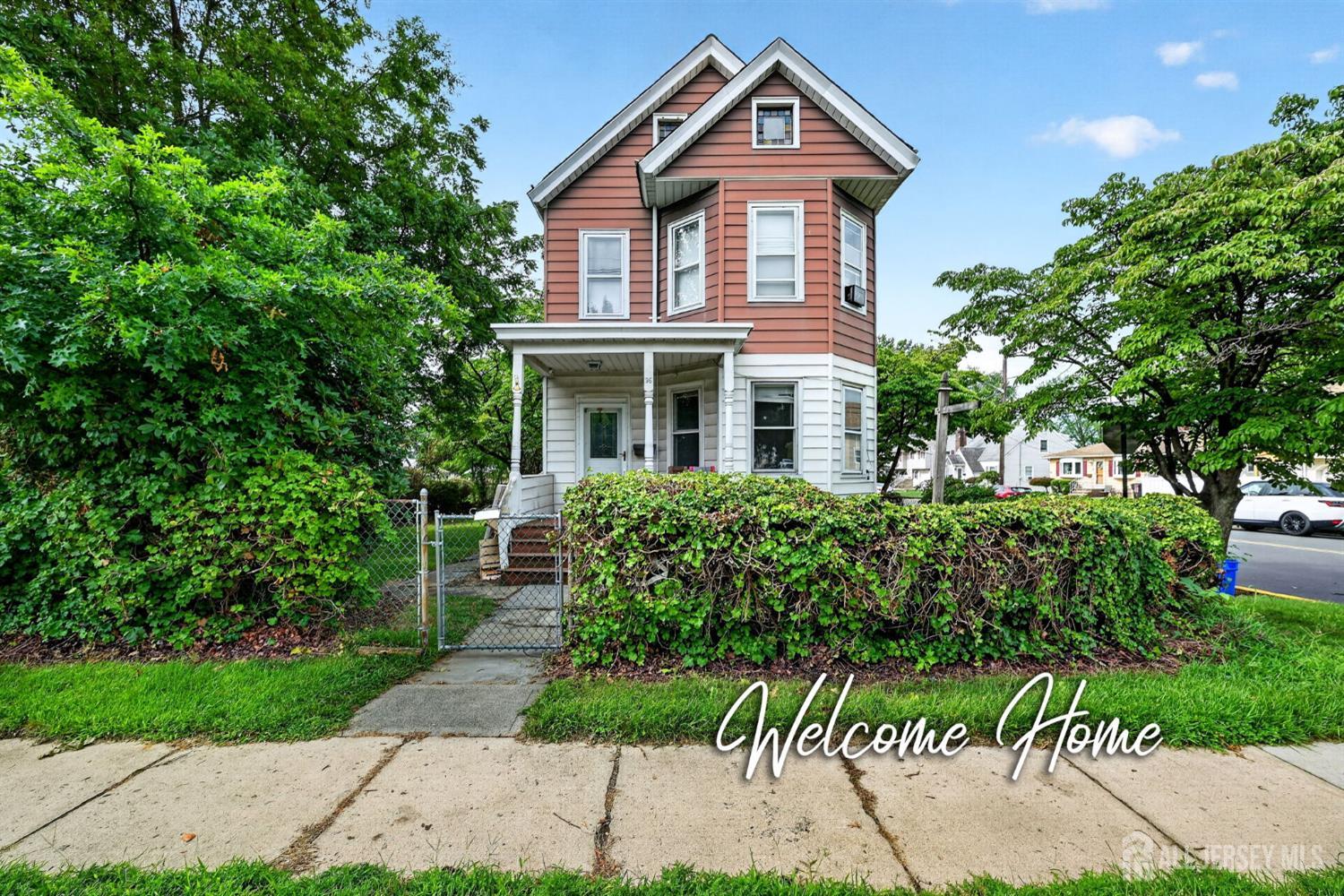 96 Woodbridge Avenue