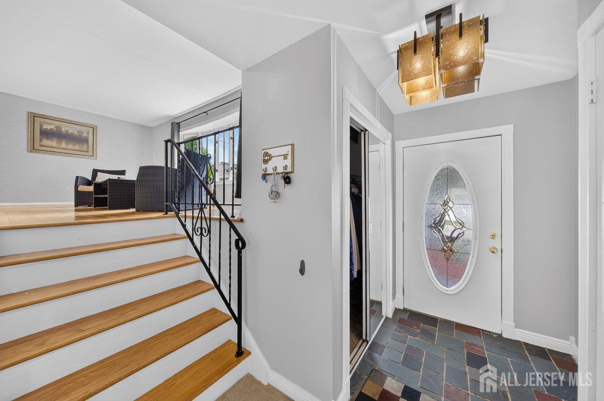 5 Ridge Road