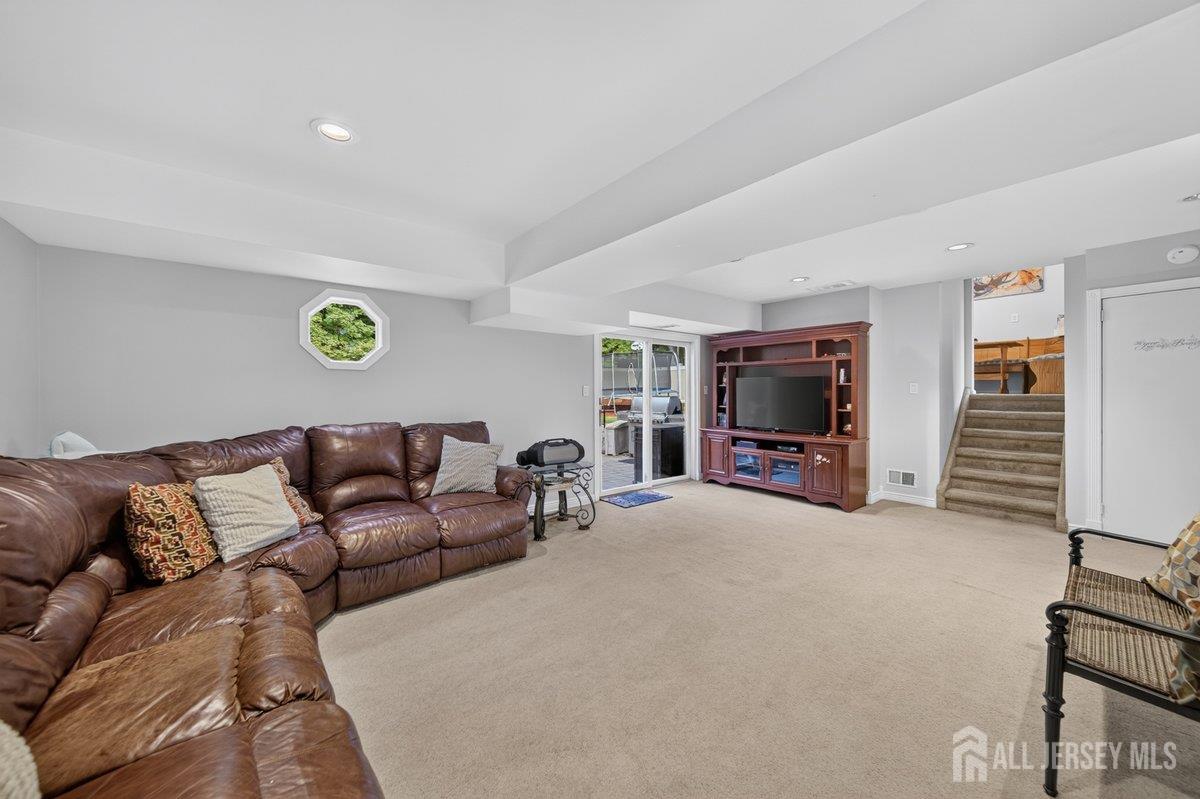 5 Ridge Road