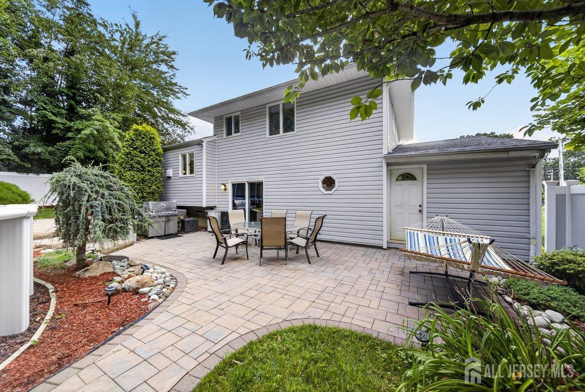 5 Ridge Road