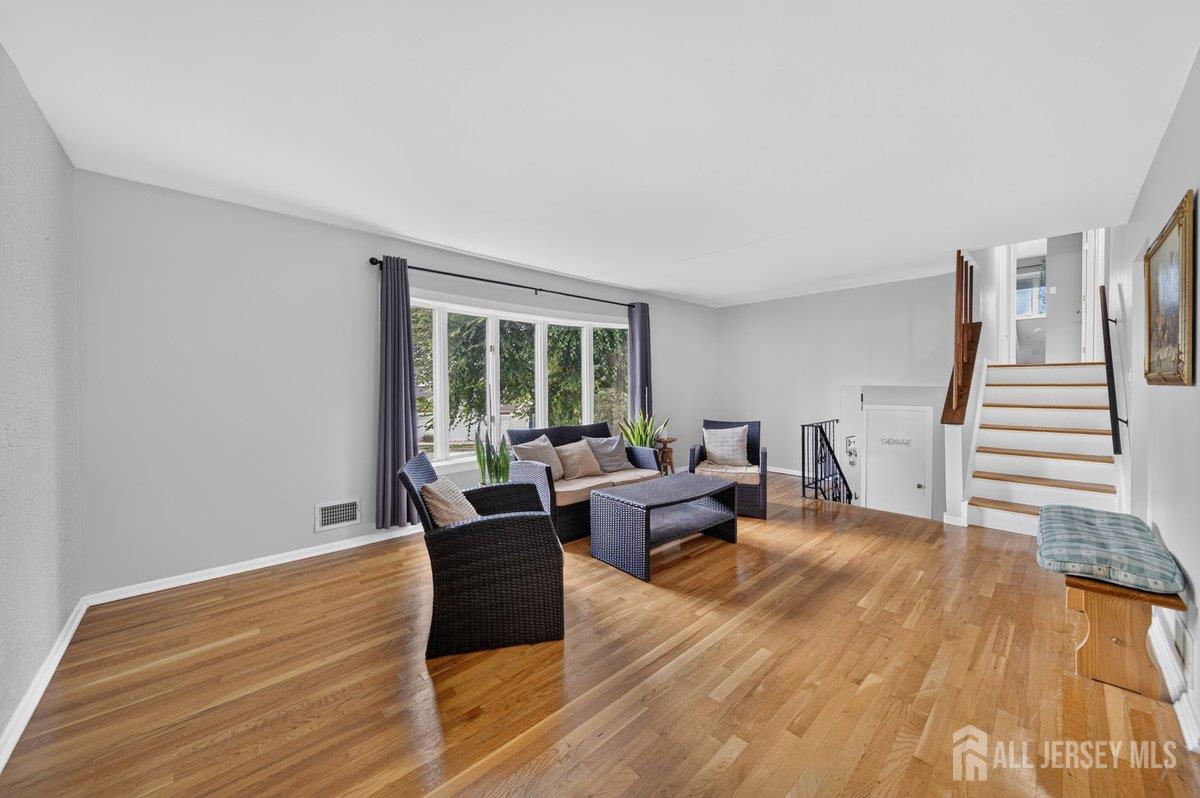5 Ridge Road