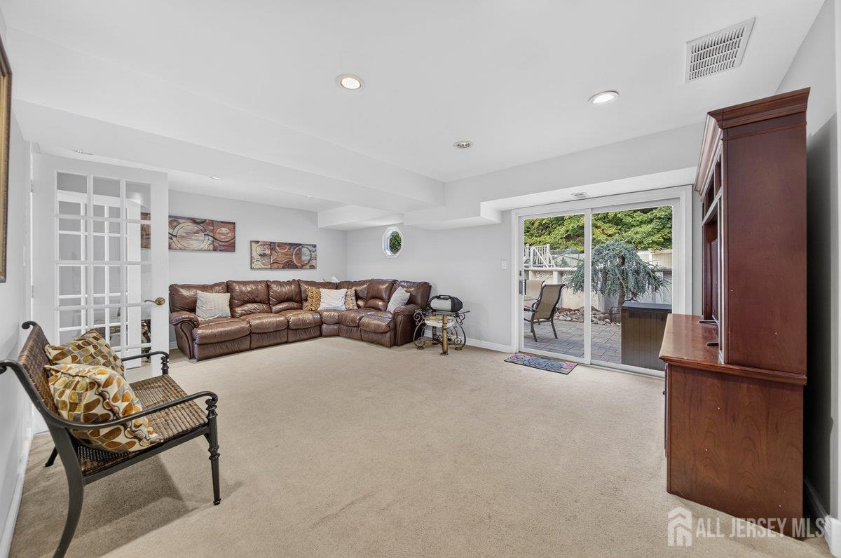 5 Ridge Road