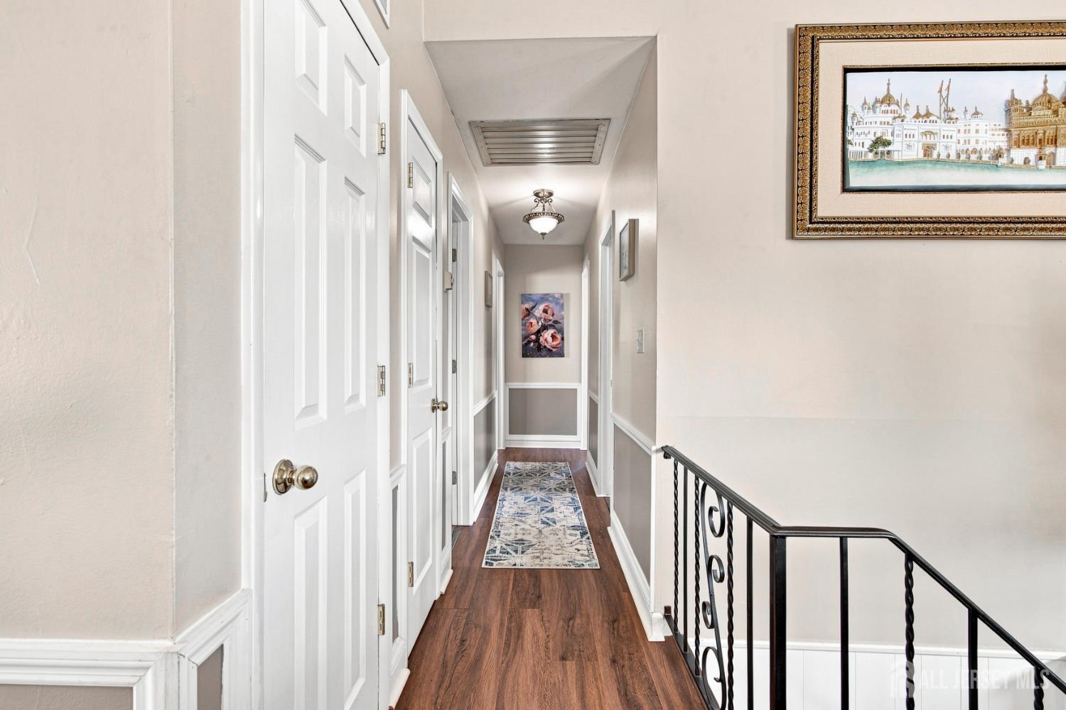 85 E Laurel Street