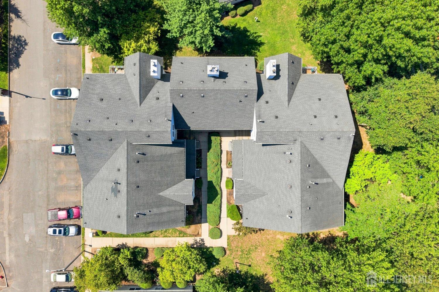 30 Kensington Drive