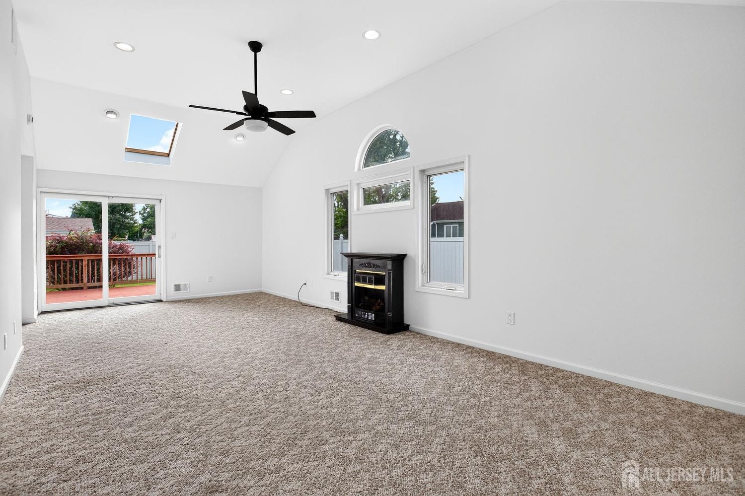 210 Oak Tree Avenue