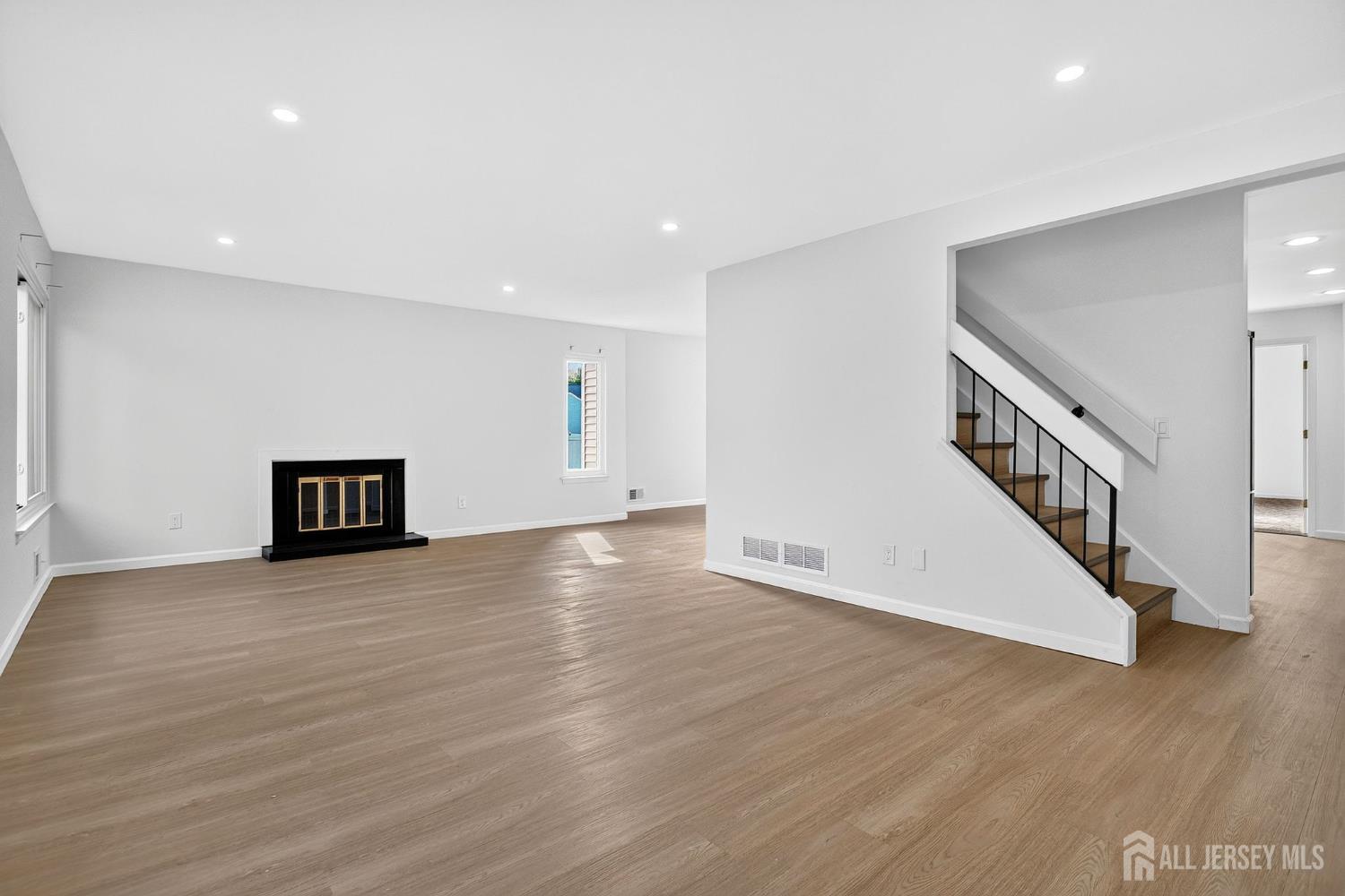 210 Oak Tree Avenue