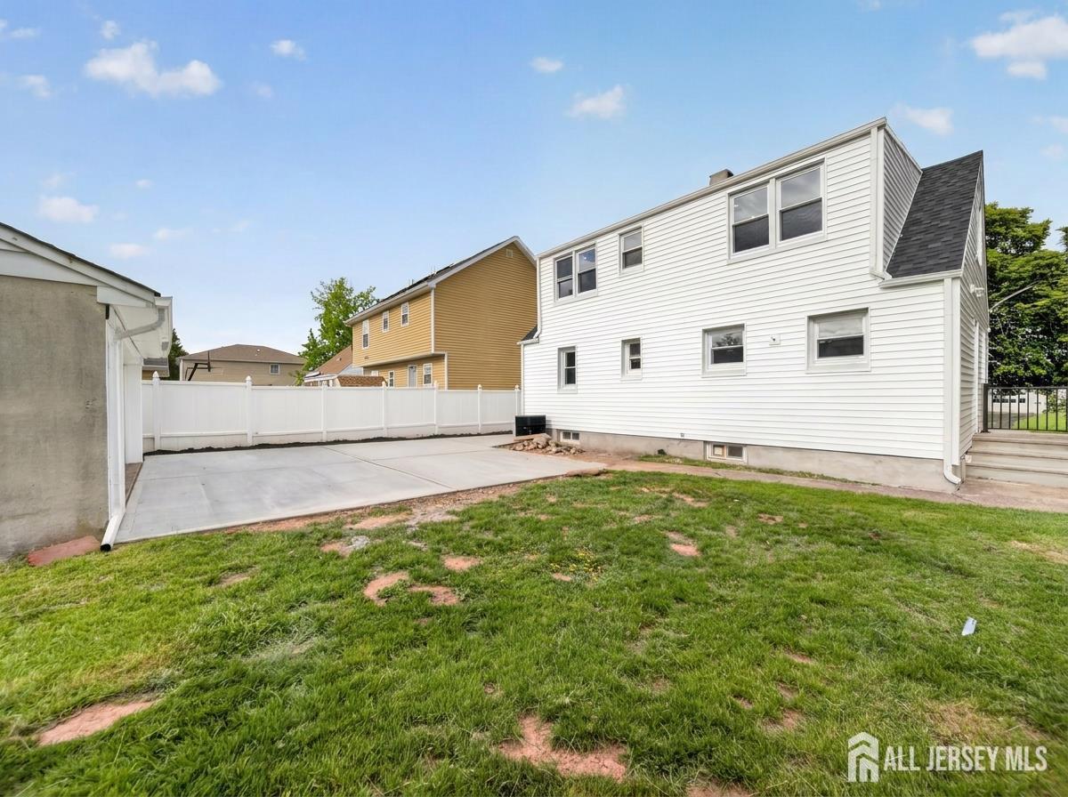121 Dorothy Street