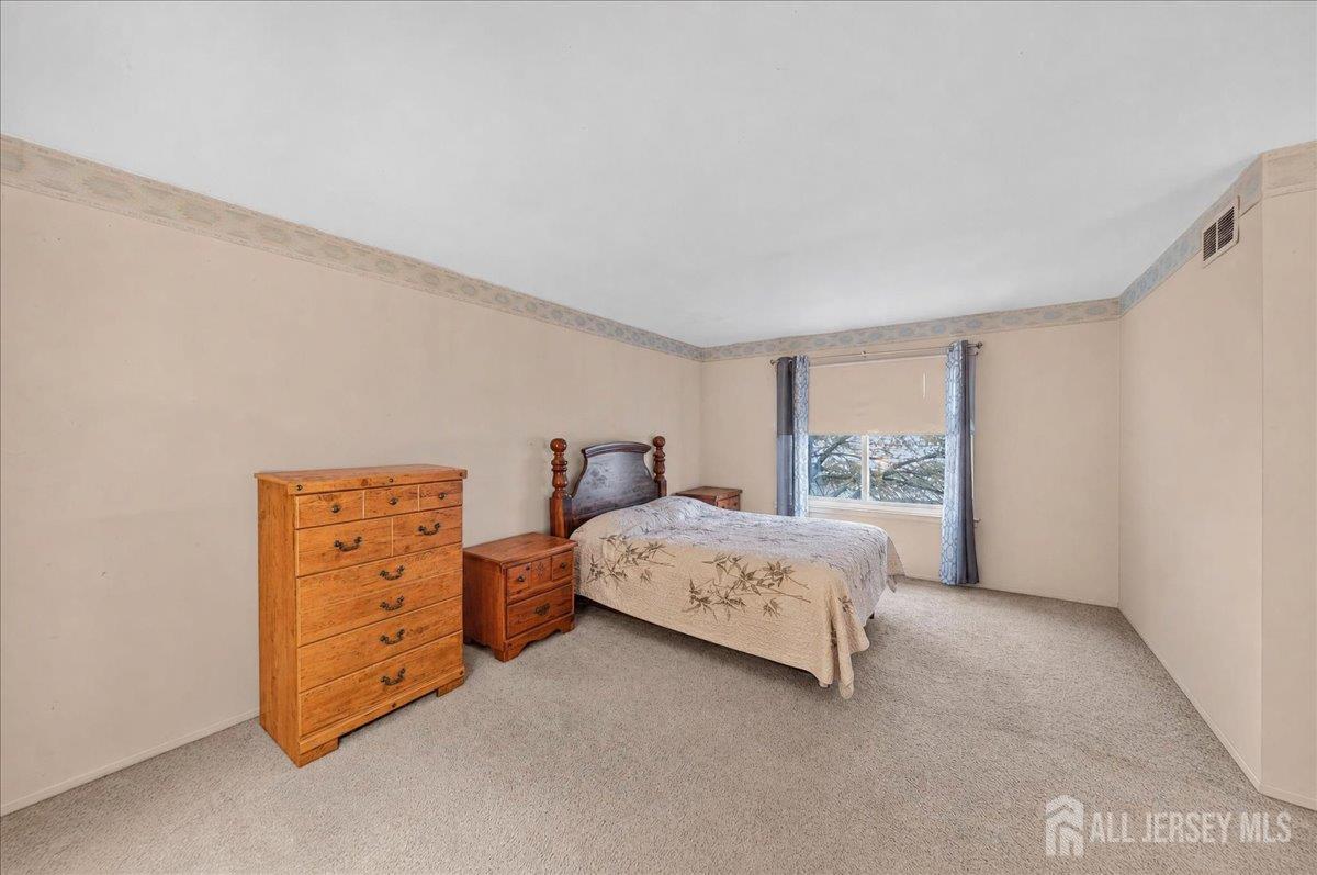 38 Deerfield Lane