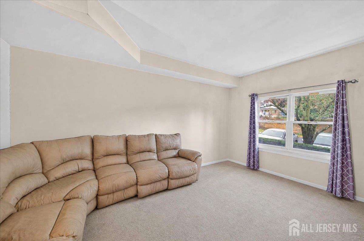 38 Deerfield Lane